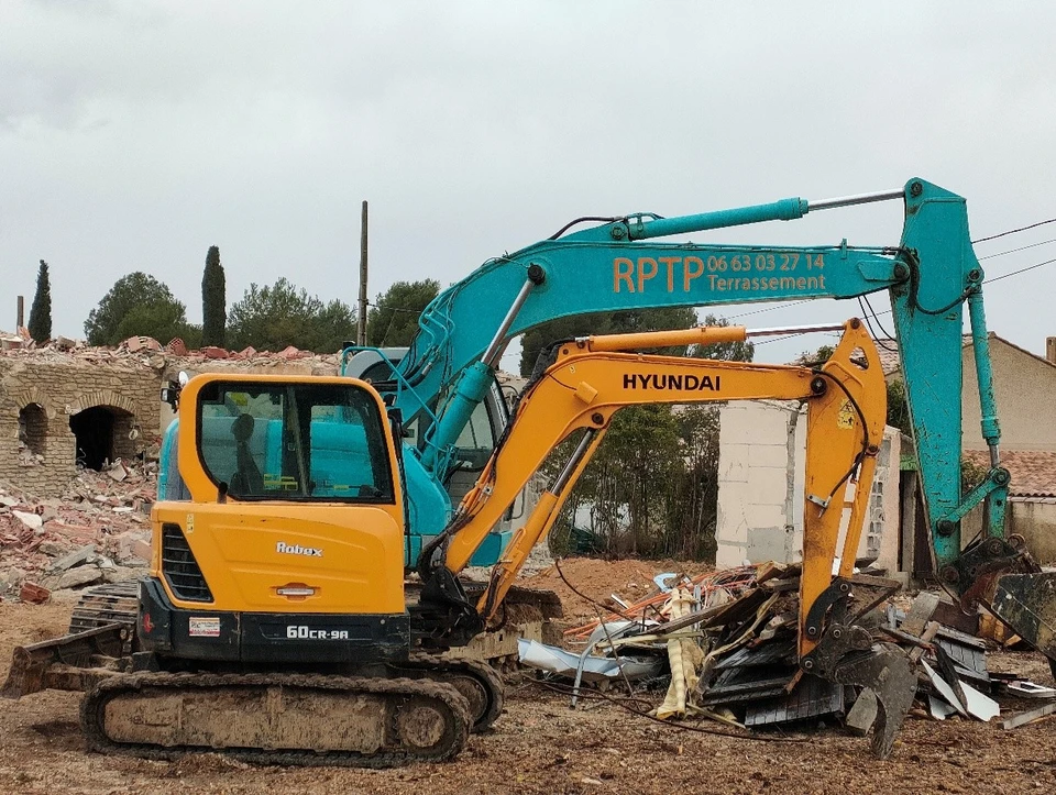 excavatrice sur le chantier